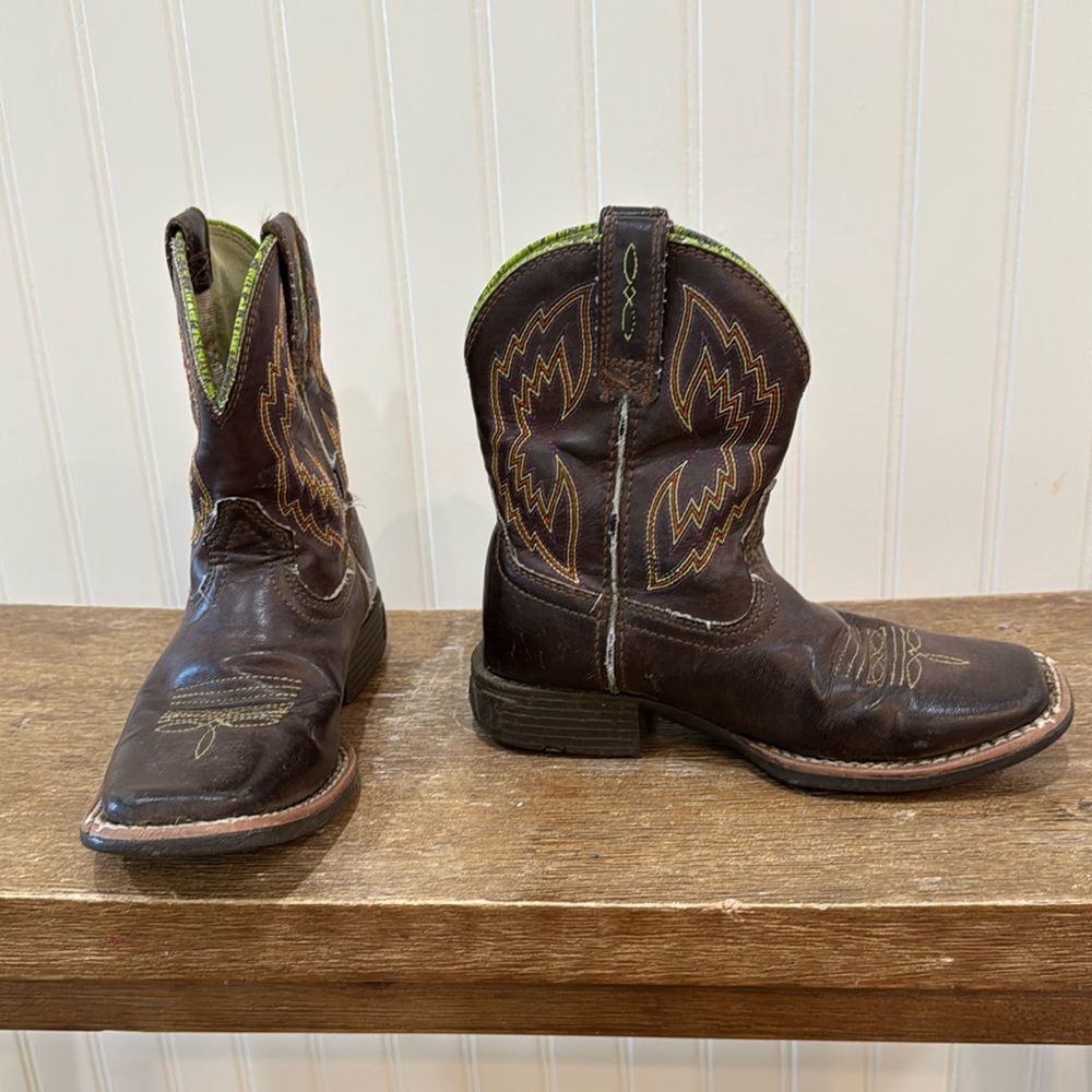 Ariat little kids boys cowboy boots square toe brown us 11